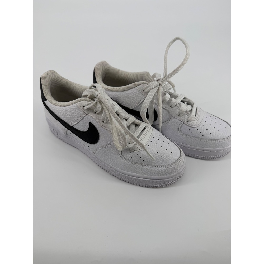 Nike Air Force 1 LE GS White Black Leather Sneakers CT3839-100 Size 5.5Y